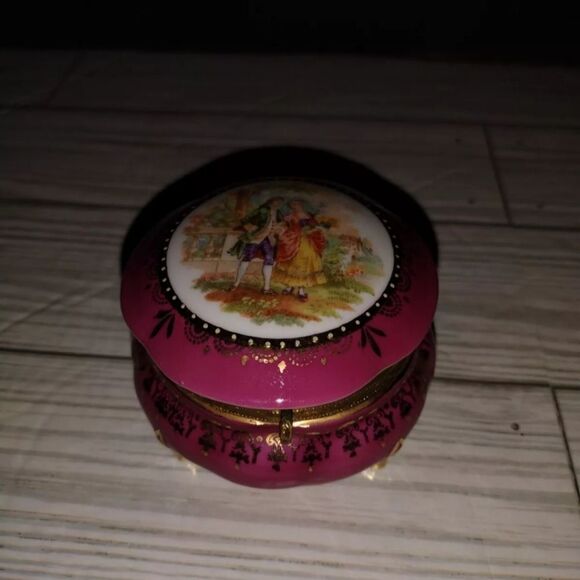 Vintage Irice Courting Couple Print Jewelry Trinket Box Made In Germany - Picture 1 of 9